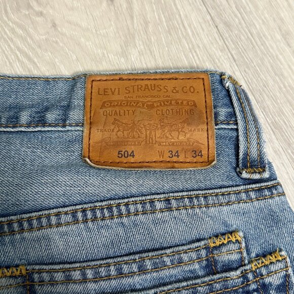 Vintage Levi's 504 Men's Blue Straight Leg Denim Jeans - Size 33x27 - Picture 4 of 10